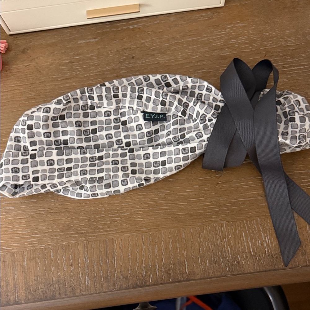 E.Y.L.P. Scrub cap